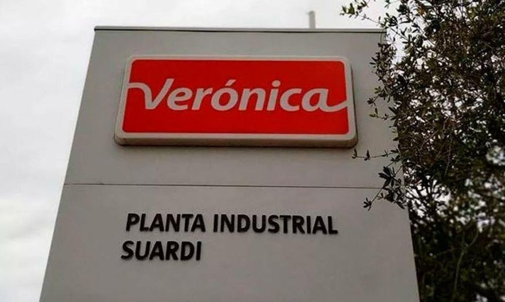 Los trabajadores de la empresa láctea Verónica continúan de paro por salarios adeudados