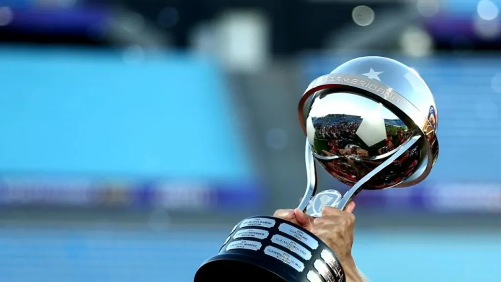 Cuándo arrancan los playoffs y los octavos de final de la Copa Sudamericana 2025