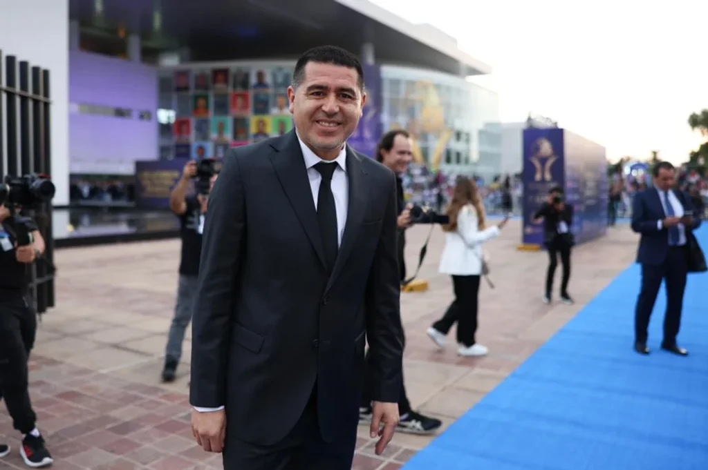 Grave denuncia contra Riquelme por presunta asociación ilícita en Boca