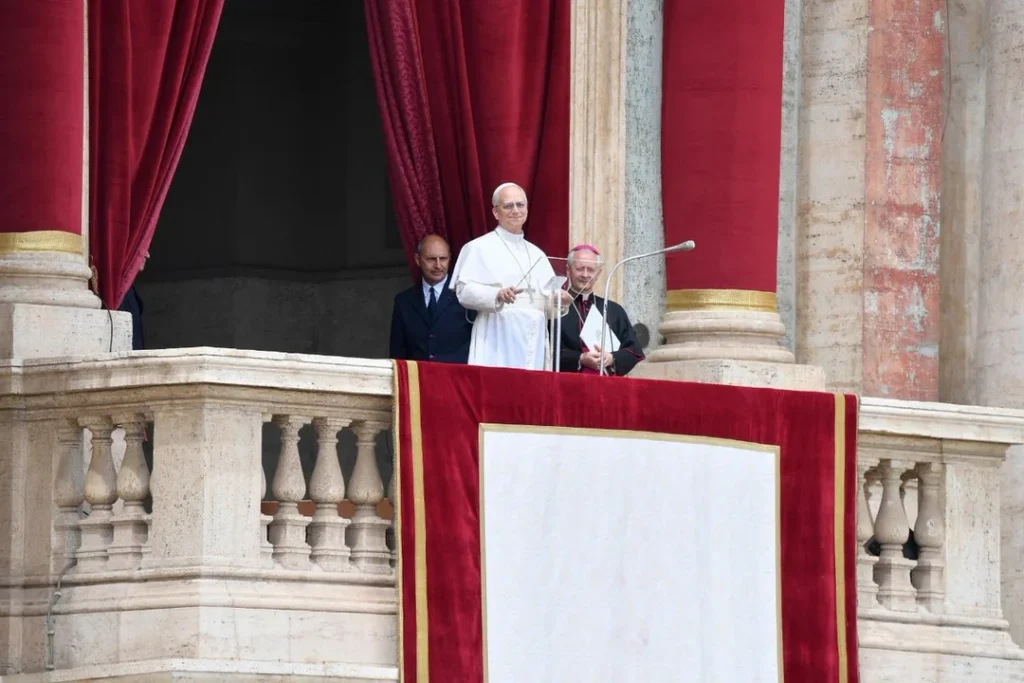 Primer nombramiento episcopal de León XIV: designó a un obispo de Perú
