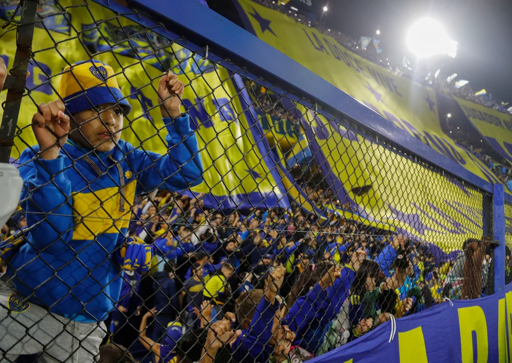 ¡Arde Boca! La Bombonera explotó contra Riquelme y el Consejo de Fútbol