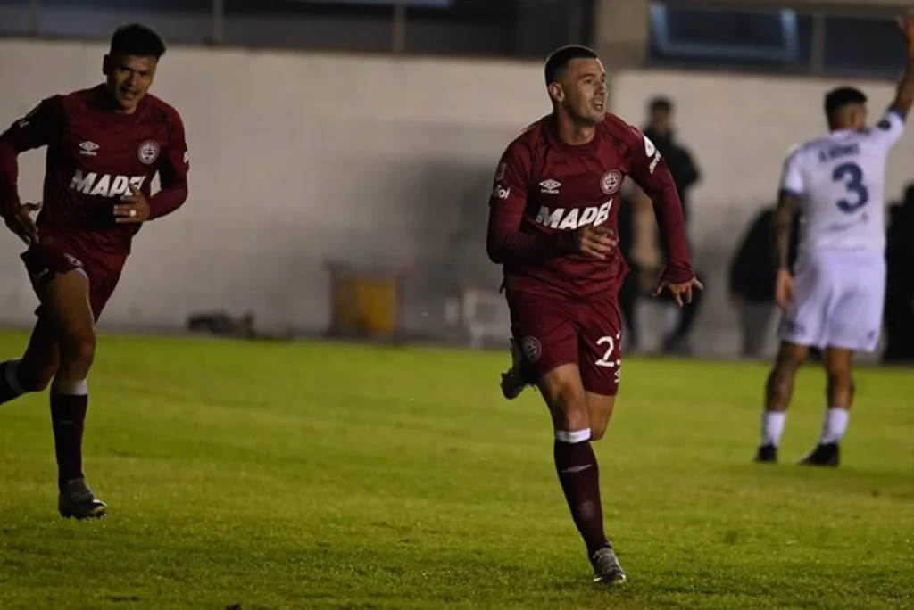 Lanús le ganó a Vélez y se metió en los octavos de final de la Copa Argentina