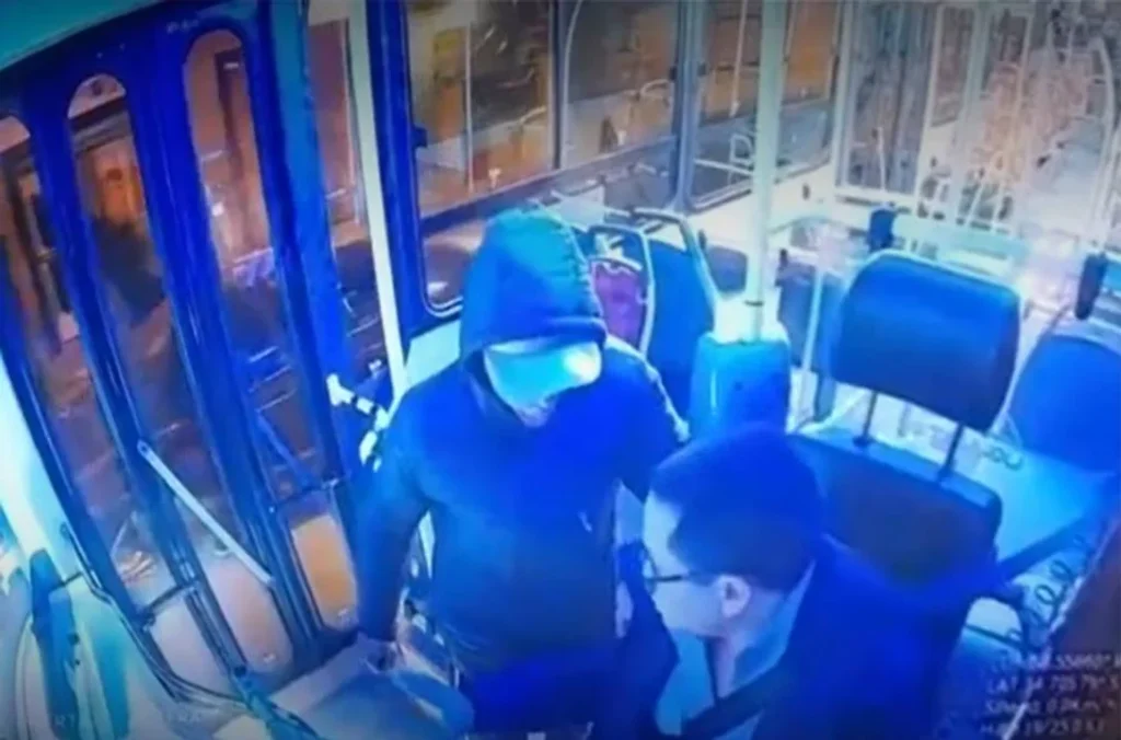 Ataque a colectiveros: proponen botones de alerta silenciosa para choferes y policías infiltrados