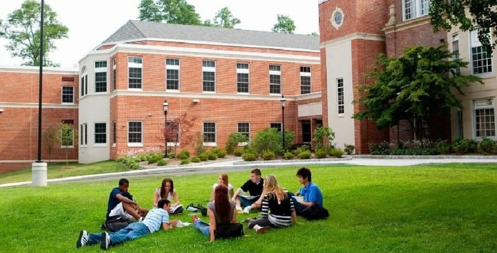 Estados Unidos suspendió entrevistas para emisión de nuevas visas de estudiantes