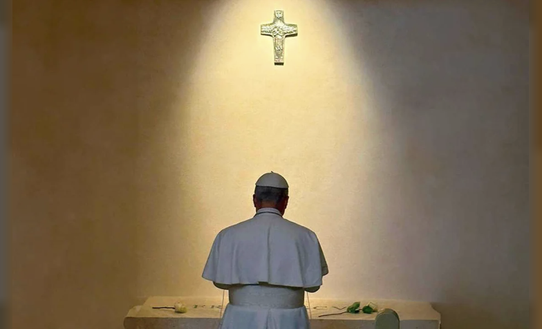 El Papa llamó a silenciar las armas en el mundo y se propuso como mediador para lograr la paz