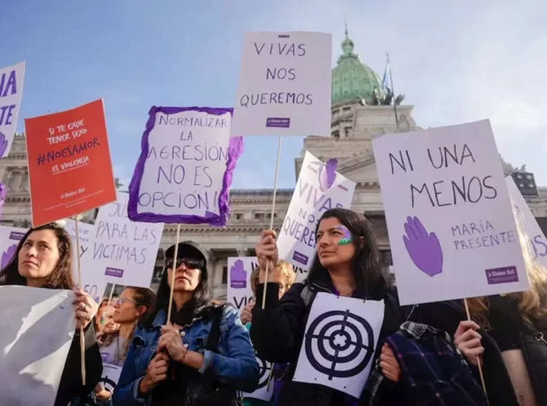 Alejandra García: “Si para ellos eso es despilfarro, no estamos en la misma línea”