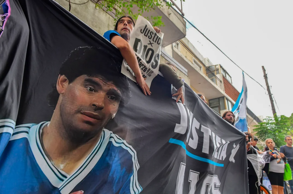 Documental y polémica en el caso Maradona: qué se perdió con la nulidad del juicio