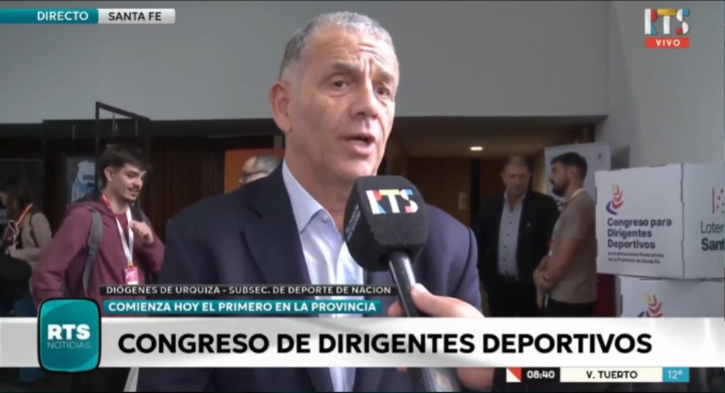 Diógenes de Urquiza destacó la capacitación dirigencial en el deporte