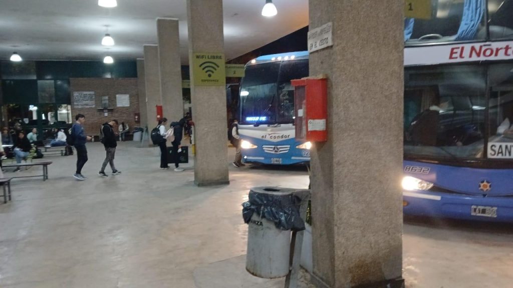 Comenzó a circular un refuerzo de transporte entre Santa Fe y Esperanza
