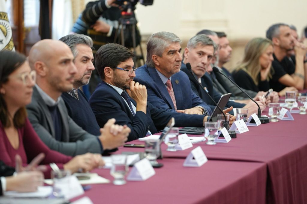 Junta Provincial de Seguridad: Pullaro detalló indicadores de criminalidad, cobertura judicial y obra penitenciaria