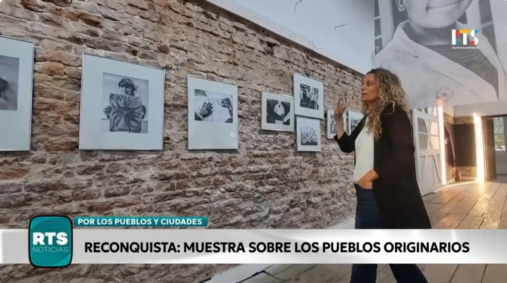Reconquista: Se inauguró una muestra sobre escuelas interculturales bilingües