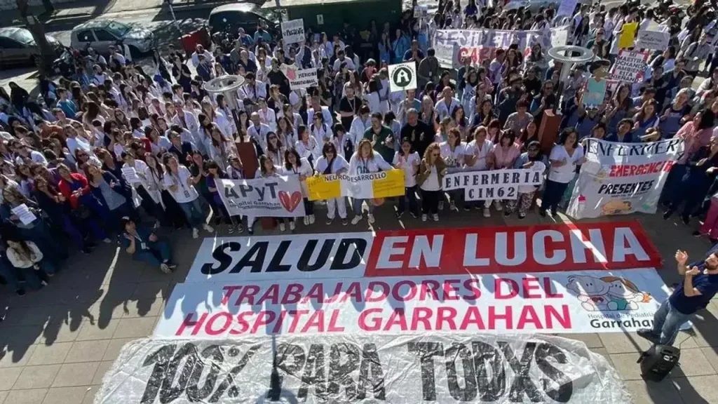 Comunicado de los residentes del Garrahan: “Nos vimos obligados a cesar el paro y reincorporarnos”