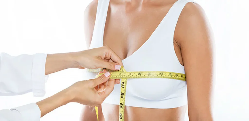 Lifting y reducción: la cirugía mamaria que escala en la medicina estética moderna