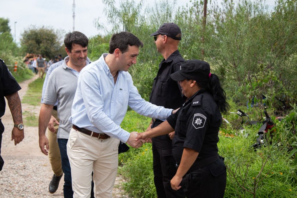 Provincia comenzó el proceso para el retiro de vehículos abandonados en comisarías de la ciudad de Santa Fe