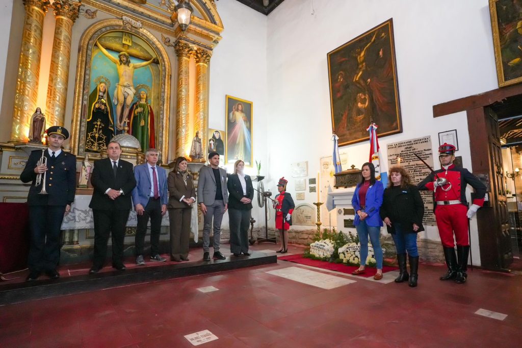 Pullaro pidió reivindicar al Brigadier López y “no dejarnos robar el protagonismo de nuestra historia”
