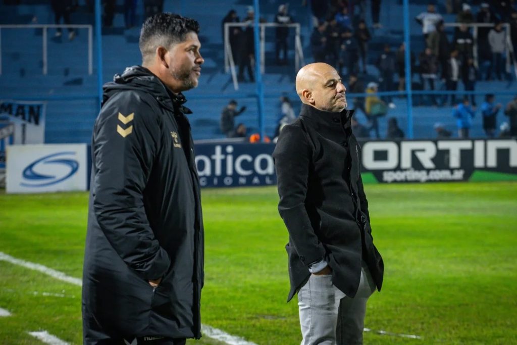 Sorpresa en Vicente López: Platense se quedó sin entrenadores, según Germán García Grova