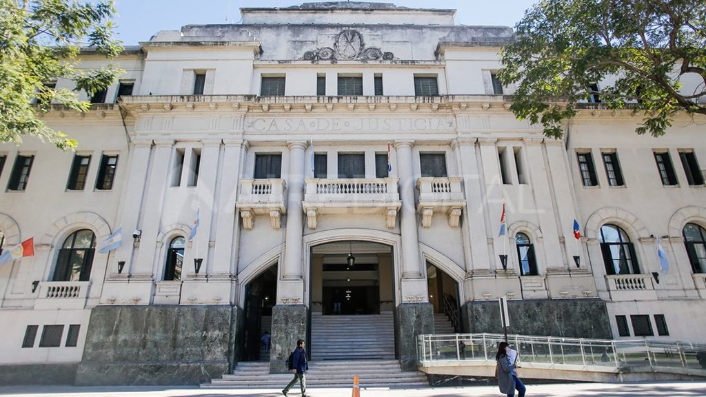Marcha atrás judicial: suspendieron las salidas transitorias del asesino de Serena Martínez