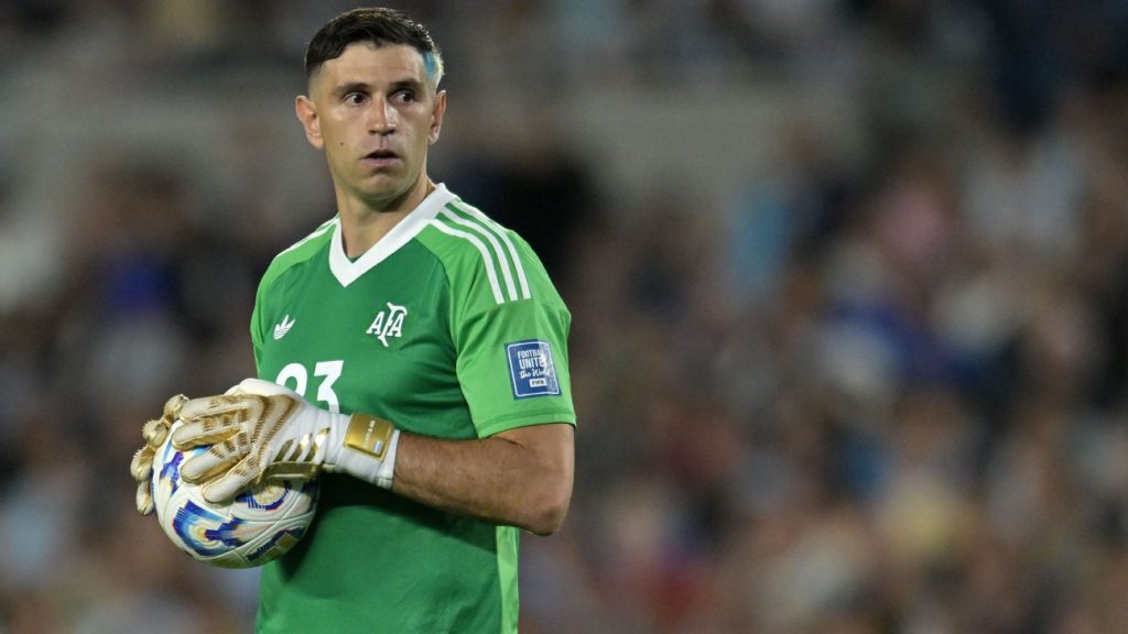 Dibu Martínez fue nominado al premio Lev Yashin