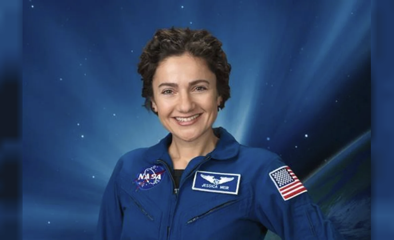 El simbólico juguete que llevará una astronauta a una misión espacial