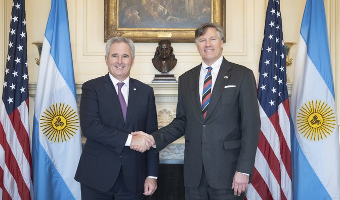 Argentina y Estados Unidos suscribieron un acuerdo sobre minerales críticos