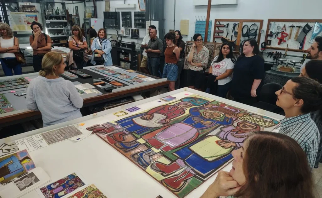 Restauran murales de Seoane tras décadas de resguardo