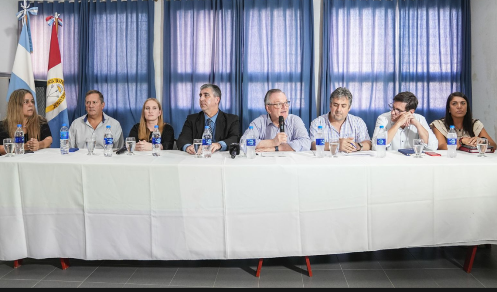 San Cristóbal: la Provincia interviene sobre el agresor y despliega un operativo interministerial de asistencia tras el ataque en una escuela