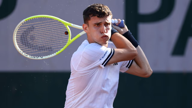 Juan Manuel Cerúndolo dio el batacazo del año y eliminó a Sinner en Roland Garros