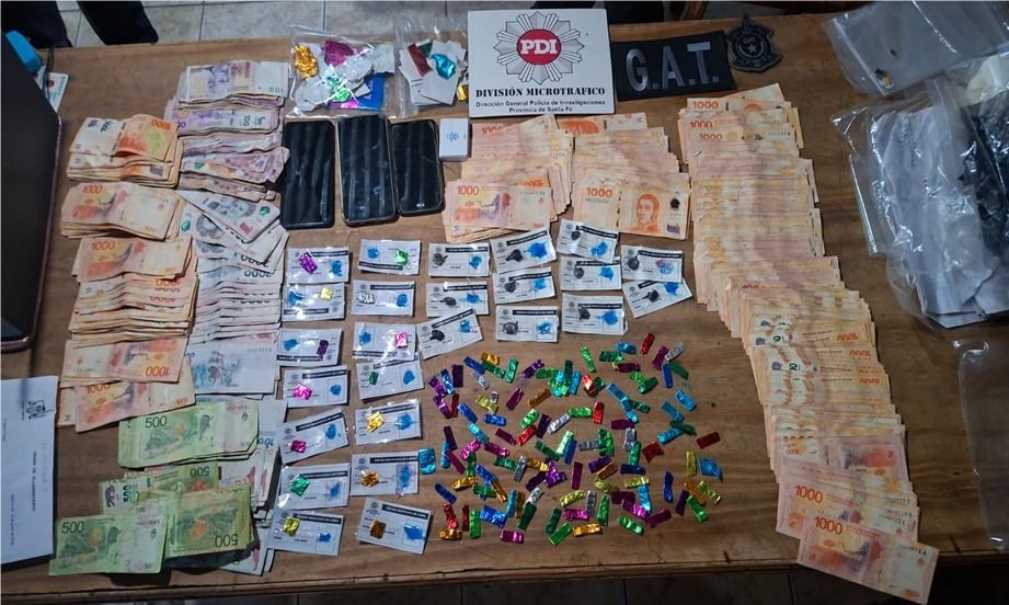 Santa Fe y Santo Tomé: tres detenidos por microtráfico y el secuestro de cocaína, marihuana y una sustancia reactiva para anfetamina