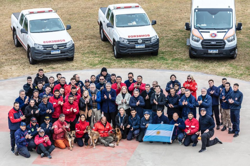 Orgullo santafesino: regresó la brigada USAR que envió el Gobierno provincial a la cooperación humanitaria en Venezuela